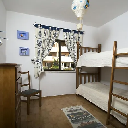 411 Casa Oystra Apartment