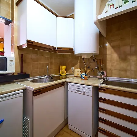 411 Casa Oystra Apartment *